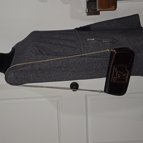 LOUIS VUITTON Sobe Wine red patent clutch bag - Picture 17 of 17